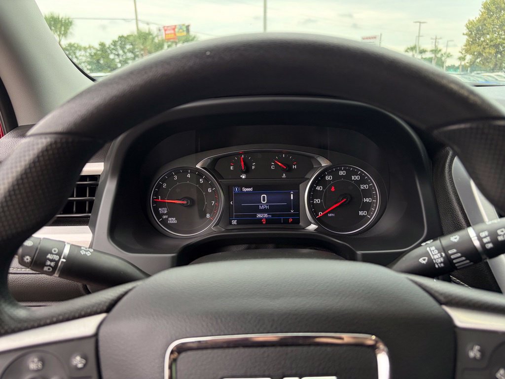Used 2023 GMC Acadia SLE w/ Driver Convenience Package FWD image 18