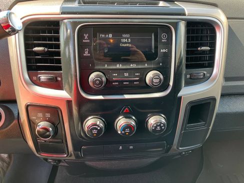 Used 2013 RAM 1500 Classic SLT AWD/4WD image 11