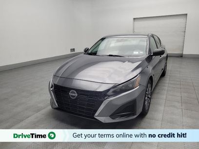 Used 2024 Nissan Altima 2.5 SV