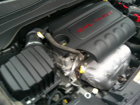 Used 2016 Jeep Renegade Limited w/ Safety & Security Group image 48