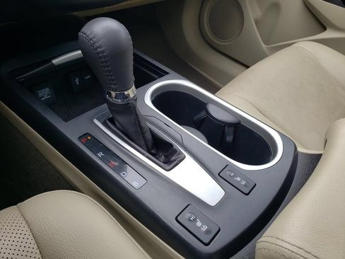 Used 2017 Acura RDX AWD w/ Technology Package image 29