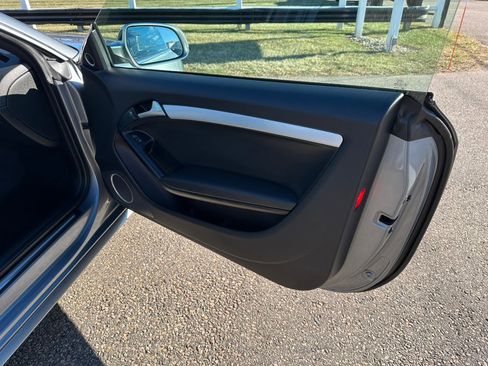 Used 2011 Audi S5 Prestige image 10