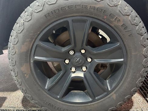 Used 2020 RAM 1500 Big Horn AWD/4WD image 9