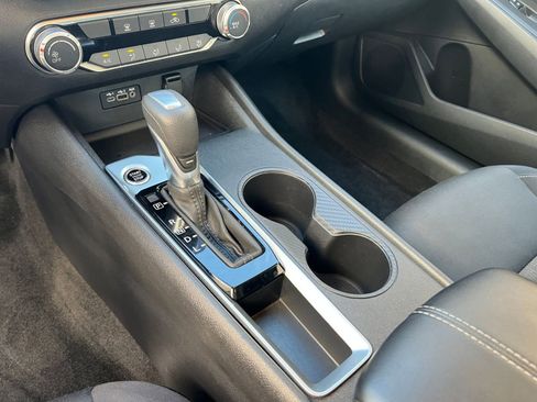 Used 2025 Nissan Altima 2.5 SV image 40