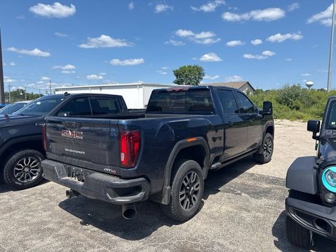 Used 2022 GMC Sierra 2500 AT4 w/ AT4 Premium Plus Package AWD/4WD image 4