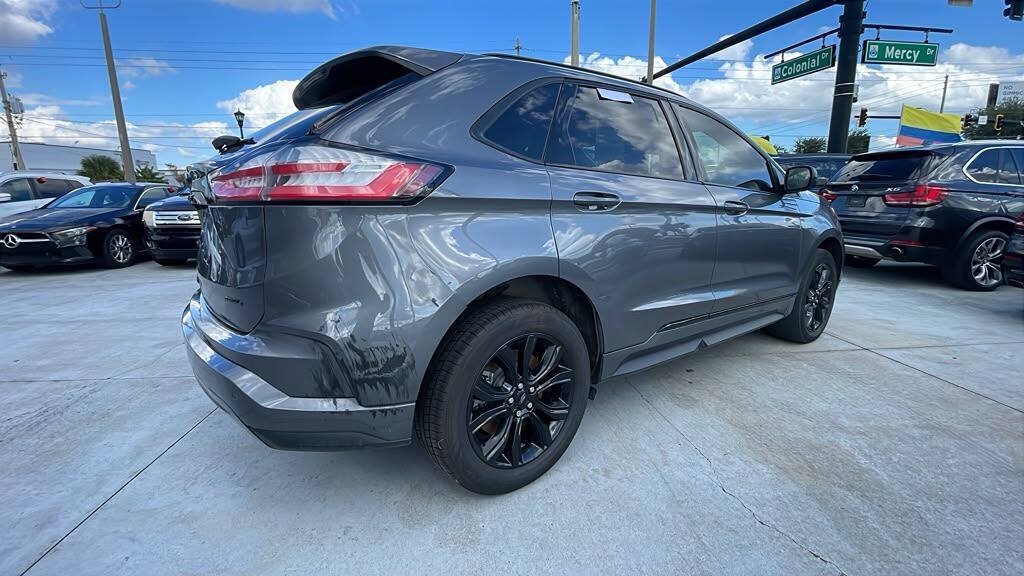 Used 2024 Ford Edge SE w/ Black Appearance Package AWD/4WD image 5