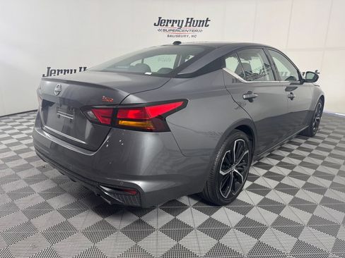Used 2026 Nissan Altima 2.5 SR FWD image 7