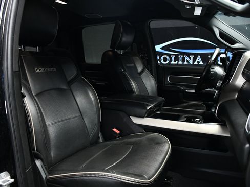 Used 2019 RAM 3500 Laramie w/ Black Appearance Package image 50