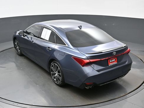 Used 2019 Toyota Avalon Touring w/ Advanced Safety Package FWD image 39