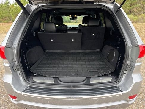 Used 2019 Jeep Grand Cherokee Overland image 10