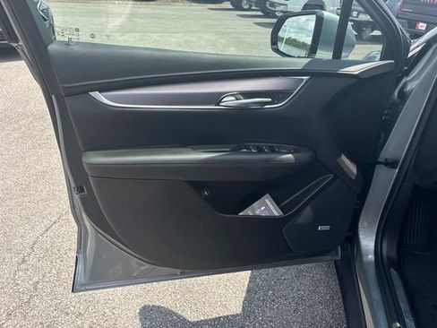 Used 2023 Cadillac XT5 Luxury FWD image 25