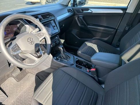 Used 2023 Volkswagen Tiguan S image 11