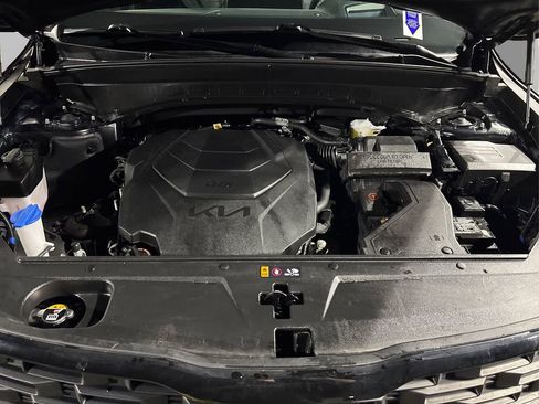 Certified 2022 Kia Telluride SX w/ SX Prestige Package image 13