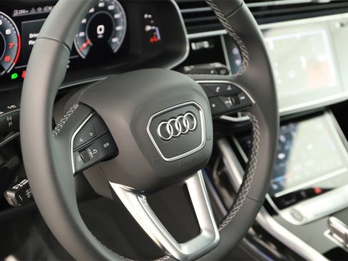 New 2025 Audi Q7 3.0T Premium Plus image 16