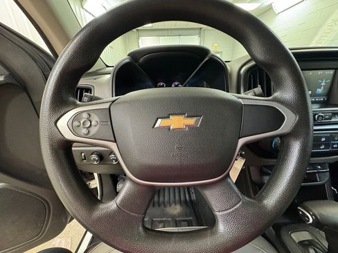 Used 2018 Chevrolet Colorado W/T w/ WT Convenience Package AWD/4WD image 32