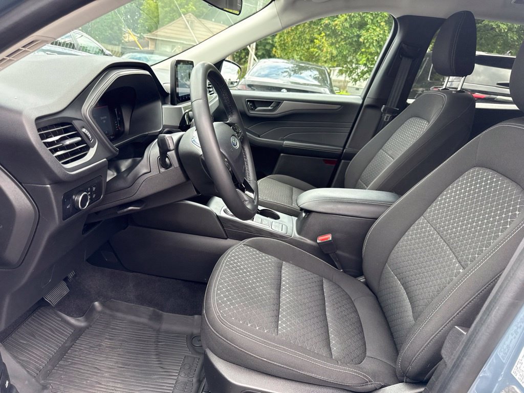 Used 2023 Ford Escape Active AWD/4WD image 10