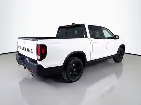 New 2026 Honda Ridgeline Black Edition image 7