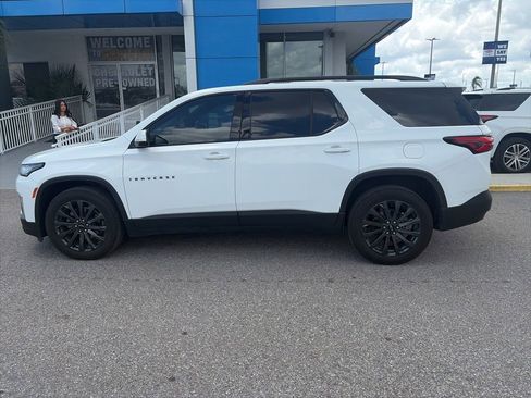 Used 2023 Chevrolet Traverse RS FWD image 7