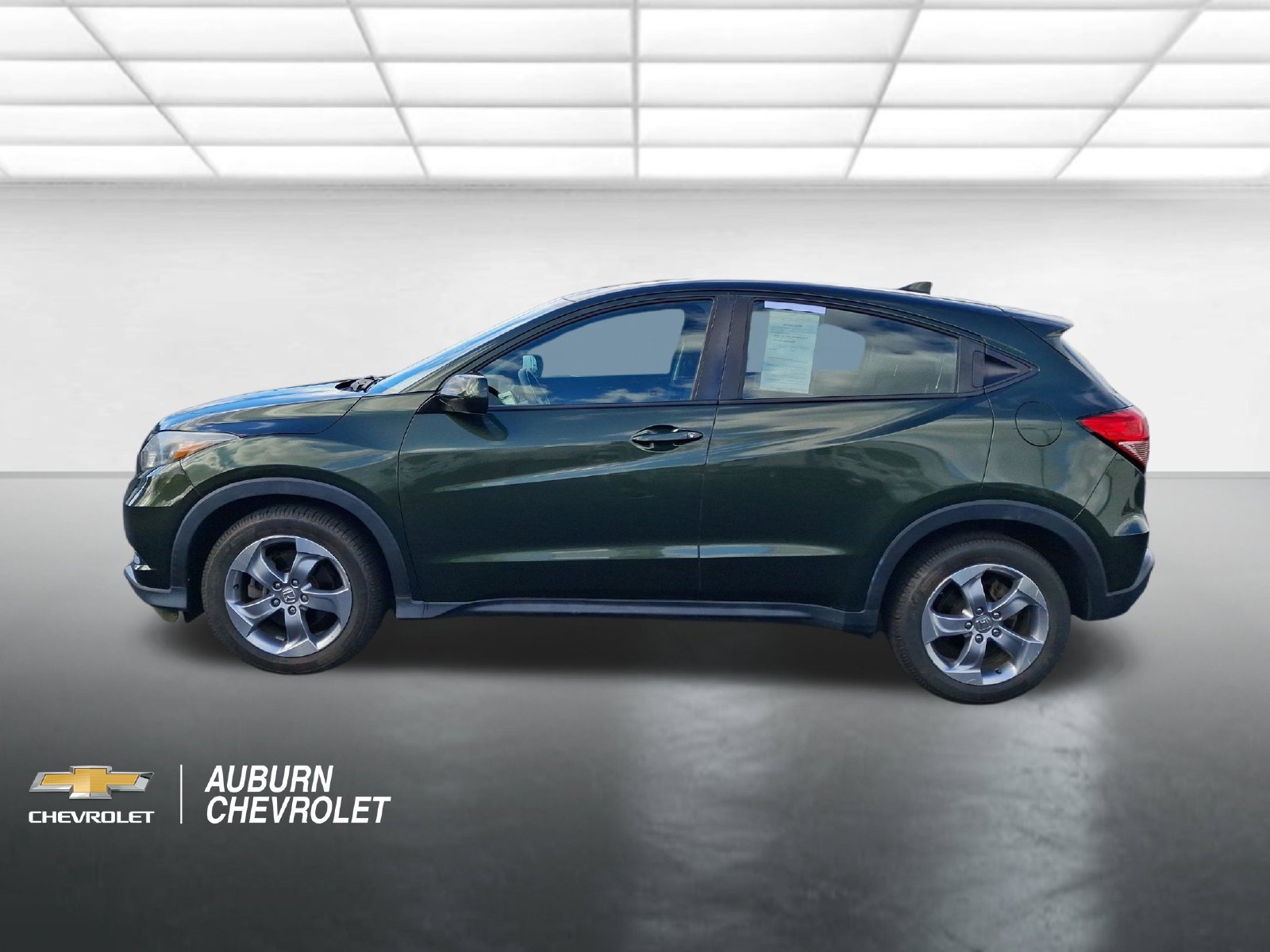 Used 2017 Honda HR-V LX image 6