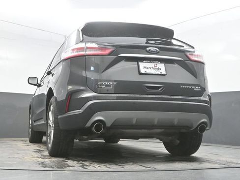 Used 2019 Ford Edge Titanium w/ Cold Weather Package AWD/4WD image 33
