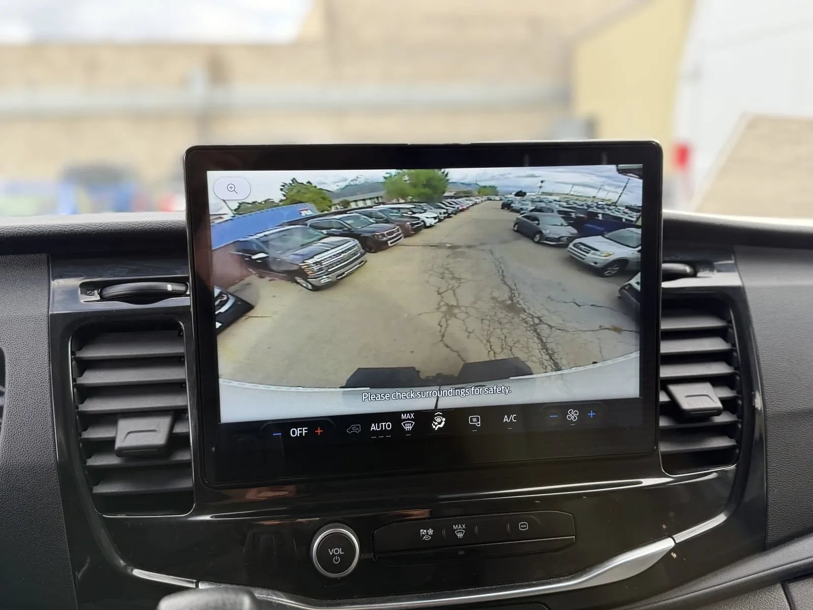 Used 2023 Ford Transit 350 AWD w/ Interior Upgrade Package image 33