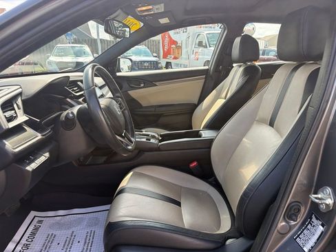 Used 2019 Honda Civic EX-L image 24