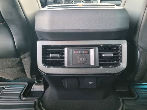 Certified 2024 Ford F250 Platinum image 15