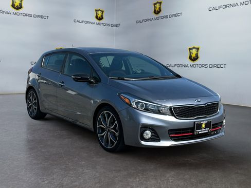 Used 2017 Kia Forte SX FWD image 7