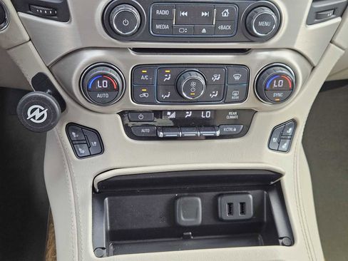 Used 2017 GMC Yukon Denali w/ Open Road Package image 18