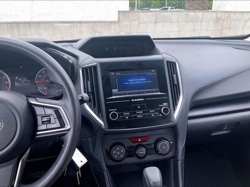 Used 2017 Subaru Impreza 2.0i image 6