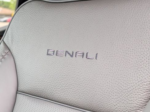 New 2026 GMC Sierra 1500 Denali w/ Denali Reserve Package AWD/4WD image 43