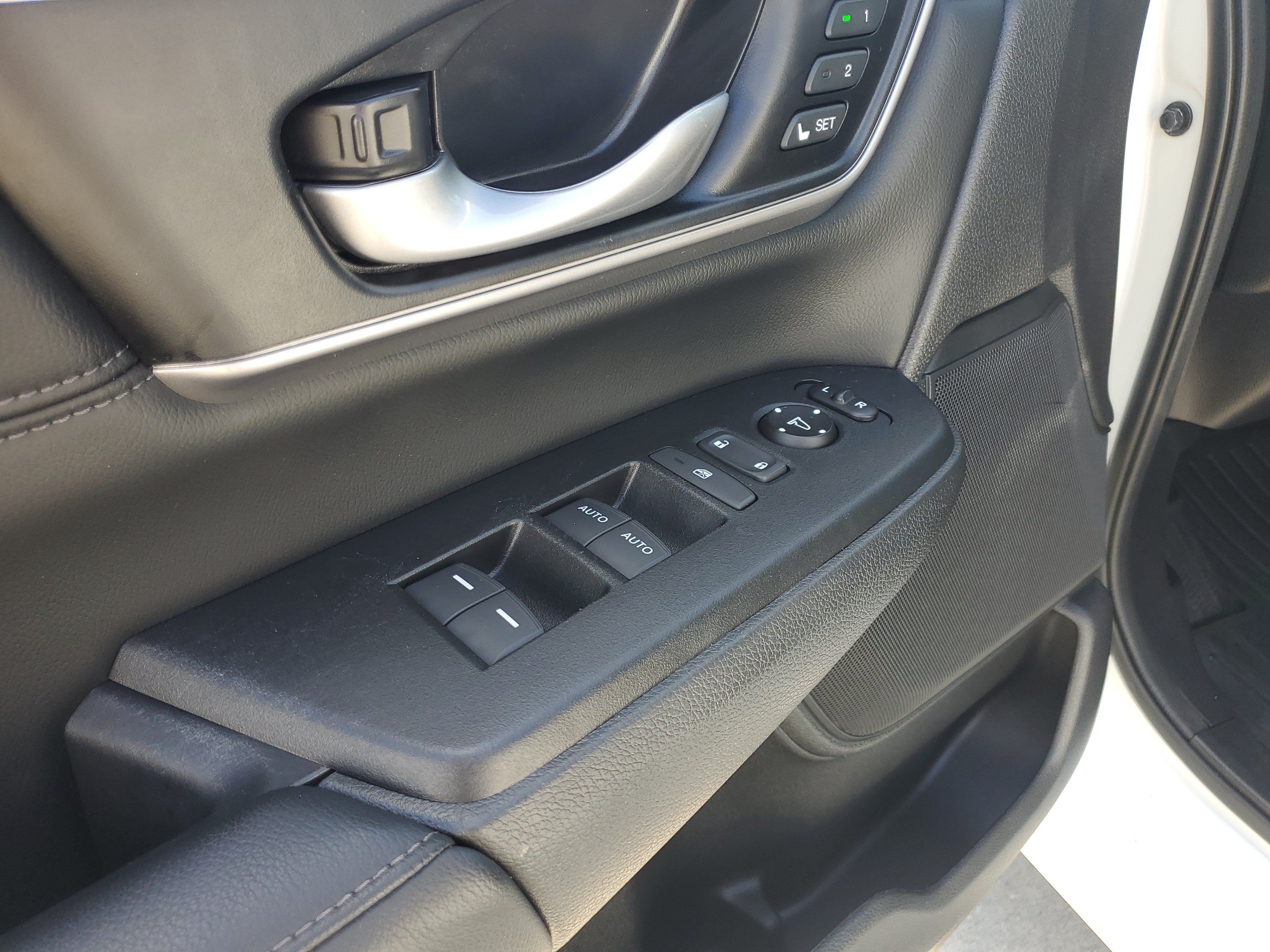Used 2020 Honda CR-V EX-L image 21
