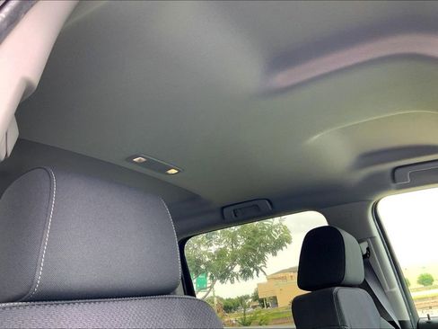 Used 2017 Chevrolet Silverado 1500 LT RWD image 21