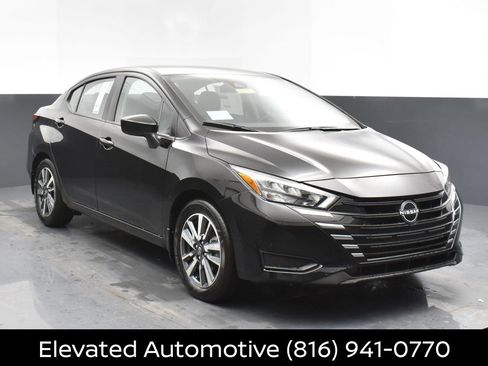 Certified 2025 Nissan Versa SV w/ Trunk Package FWD image 1