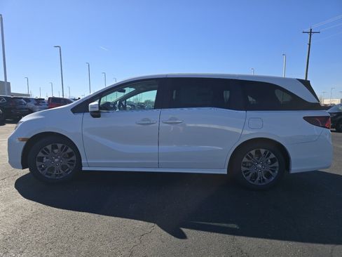 New 2026 Honda Odyssey Touring image 20