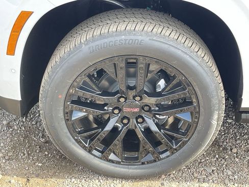 New 2026 GMC Yukon Denali w/ Denali Reserve Package image 34