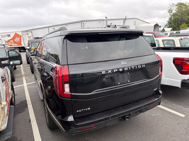 Used 2025 Ford Expedition Max Active AWD/4WD image 4