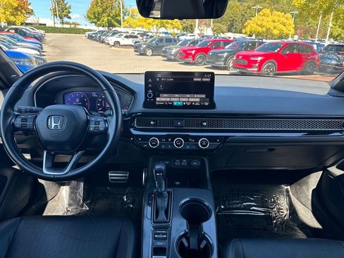 Used 2022 Honda Civic Sport Touring image 14