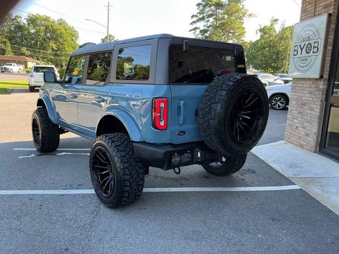 Used 2023 Ford Bronco Outer Banks AWD/4WD image 3