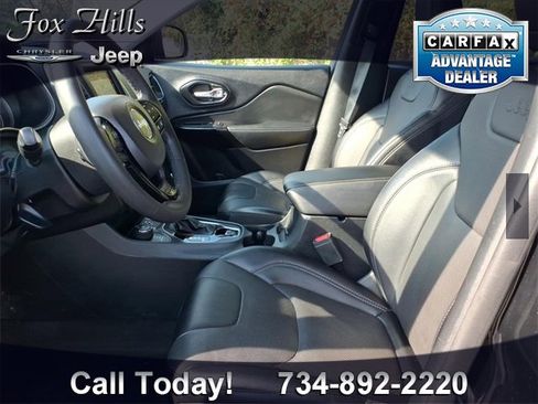 Certified 2023 Jeep Cherokee Altitude Lux image 15