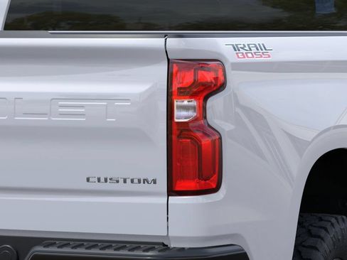 New 2026 Chevrolet Silverado 1500 Custom Trail Boss AWD/4WD image 11