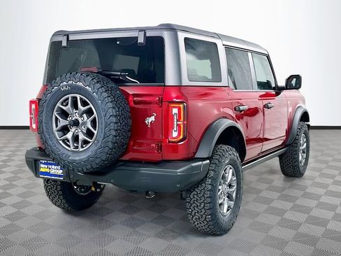 New 2025 Ford Bronco Badlands image 6