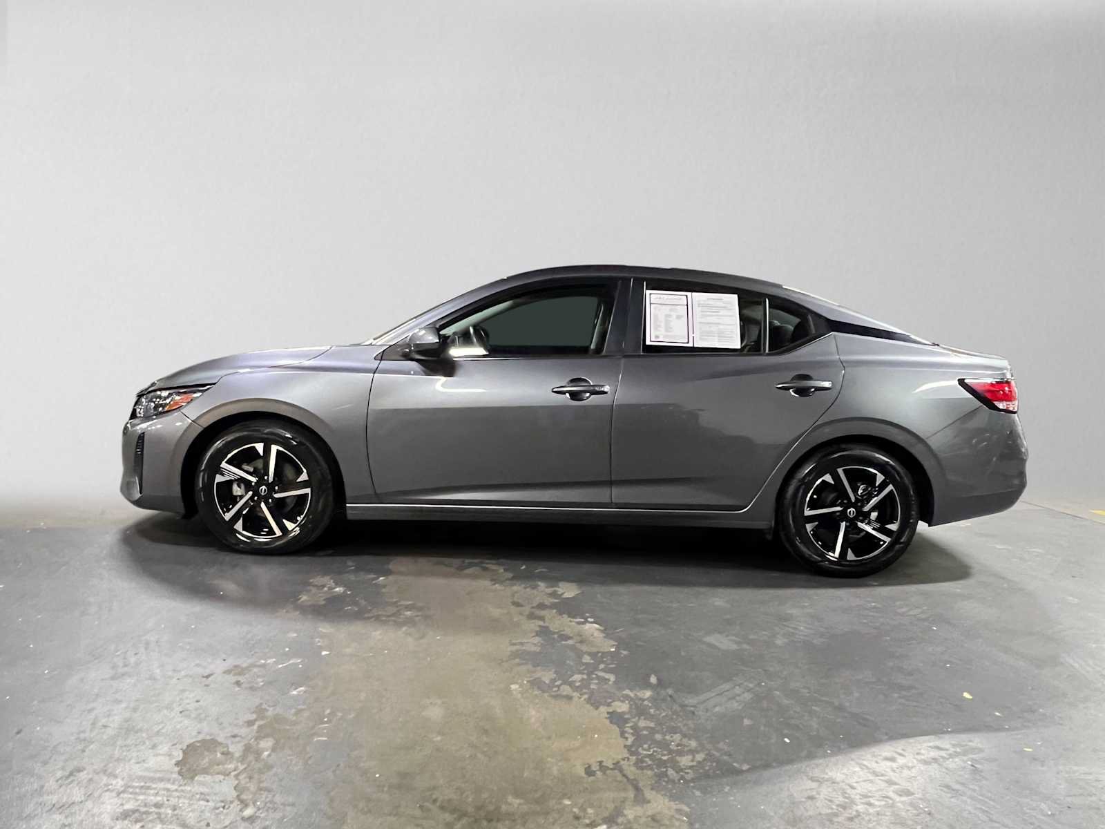 Used 2024 Nissan Sentra SV FWD image 6