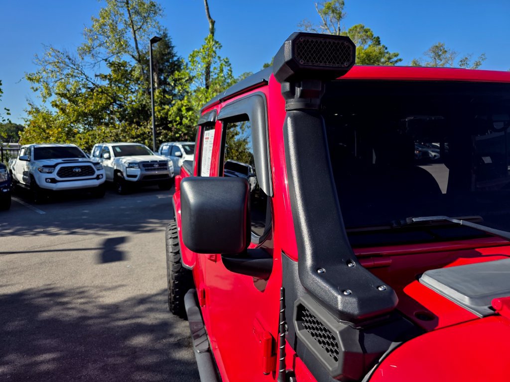 Used 2021 Jeep Gladiator Sport AWD/4WD image 37
