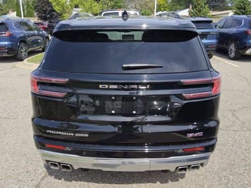 Used 2026 GMC Acadia Denali AWD/4WD image 9
