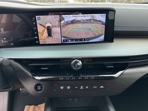 New 2025 Nissan Murano SL image 16