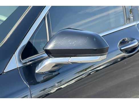 Used 2018 Lincoln MKZ Reserve FWD image 13
