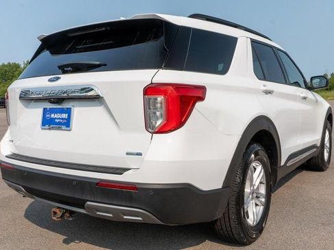 Used 2020 Ford Explorer XLT w/ Equipment Group 202A AWD/4WD image 6