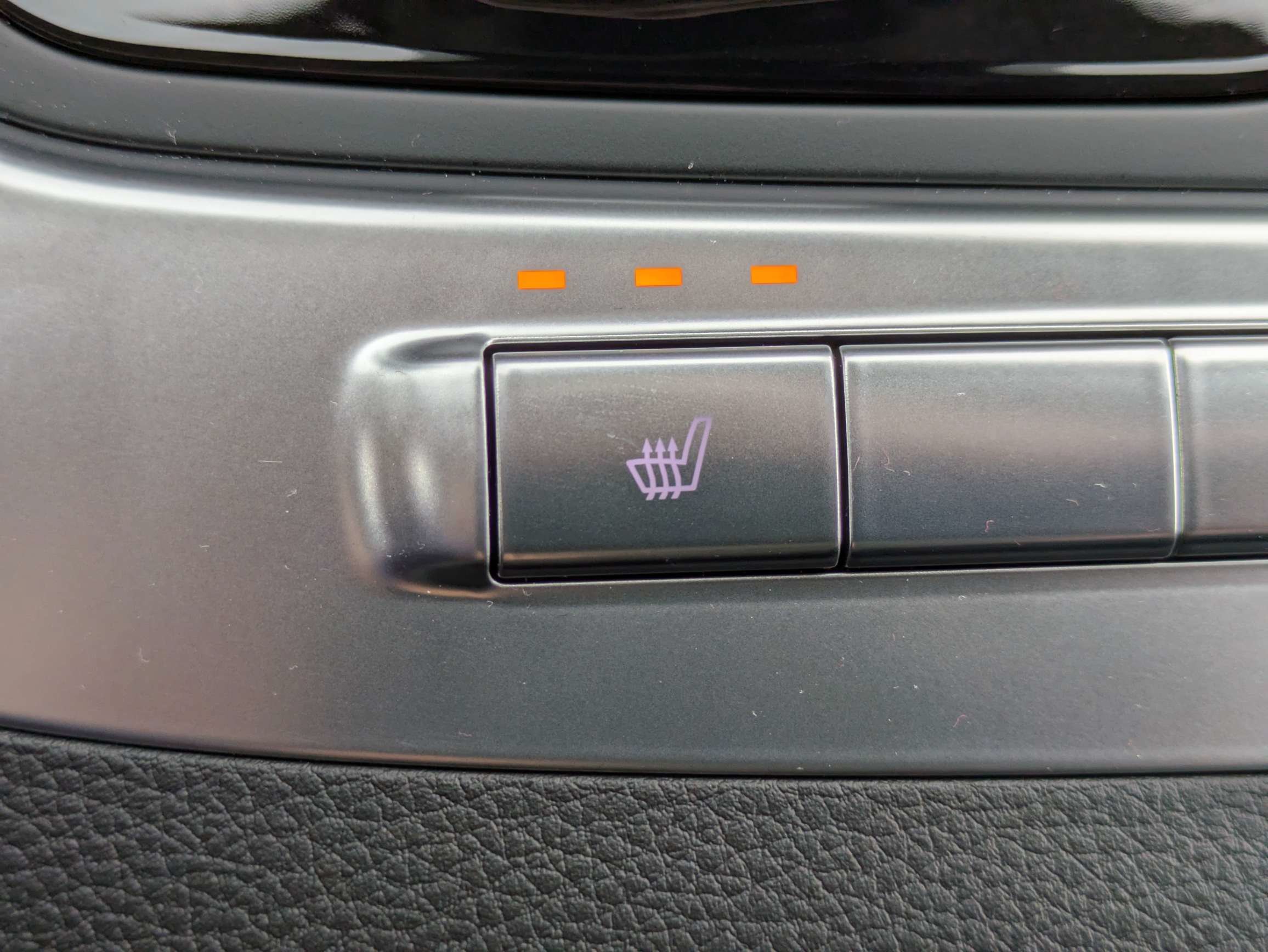 Certified 2026 Kia Carnival EX FWD image 27