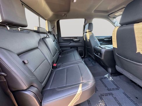 Used 2024 Chevrolet Silverado 3500 LT w/ Convenience Package image 29